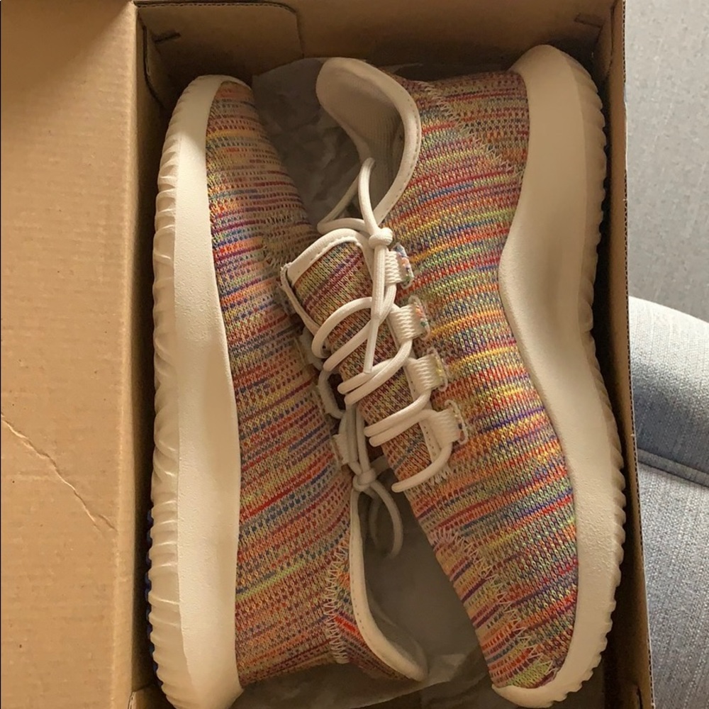 Brand new! Adidas tubular shadow J